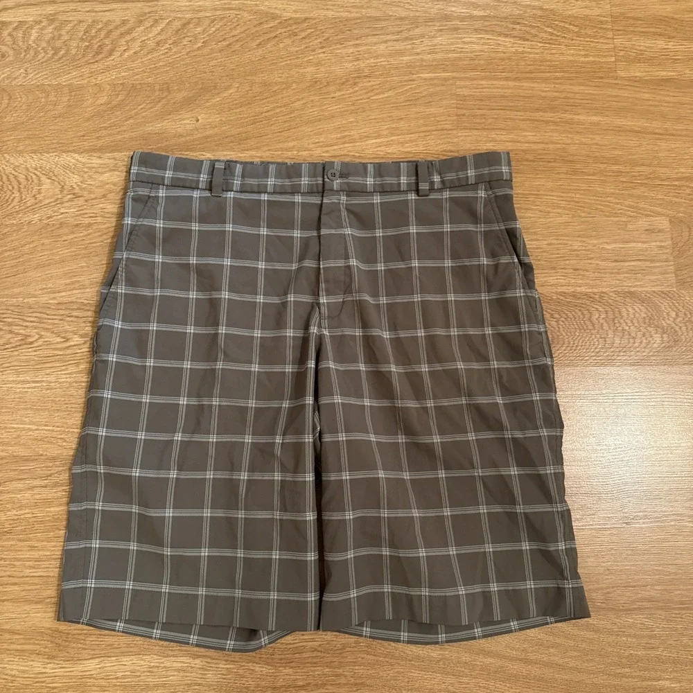Nike Golf Shorts Men's Size 36 (Act 37) Brown Plaid Polyester /Spandex Stretch‎